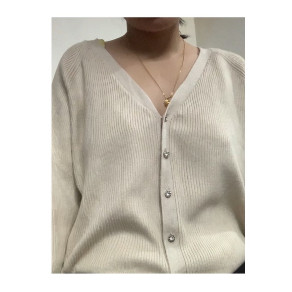 Cream Color Cardigan - Picture 4 of 7